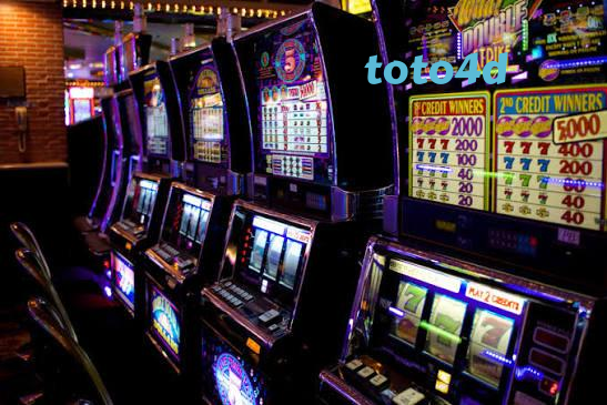 toto4d editorial visual